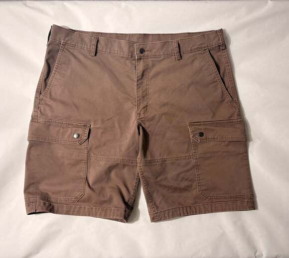 40 Grit by Duluth Trading Other - 40 Grit by Duluth Trading Mens Brown Cotton Blend Cargo Utility Shorts